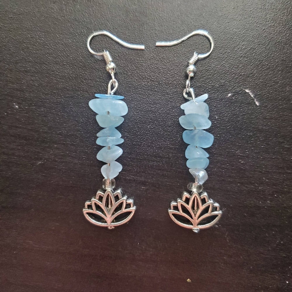 HP 🎉Aquamarine Earrings with Silver Lotus Charm